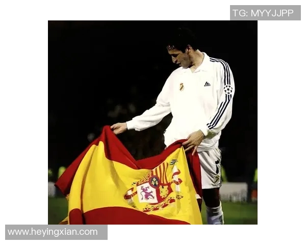 足球传奇7号：从球场到荣耀的征程，书写属于他的辉煌篇章